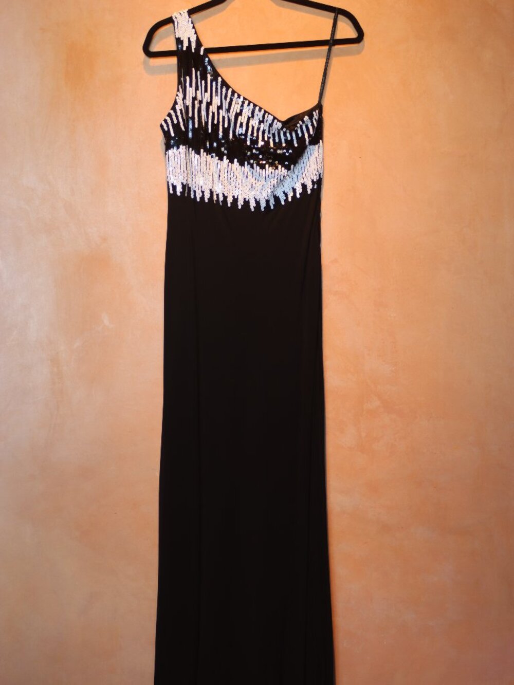 David Meister Black One Shoulder Sequin Fringe Maxi Gown Size 8